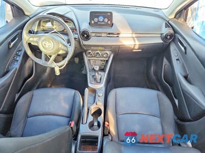 Zdjęcie 8 z 12 samochodu: 2019 TOYOTA YARIS L VIN:3MYDLBYV6KY503028 - miniatura