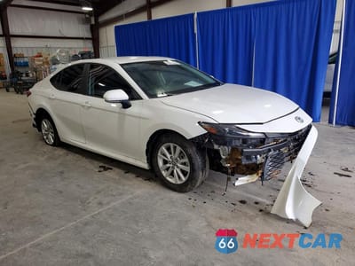 Czwarte zdjęcie samochodu z boku: 2025 TOYOTA CAMRY LE VIN:4T1DAACK3SU191227 - miniatura
