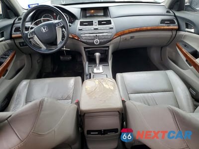 Zdjęcie 8 z 12 samochodu: 2011 HONDA ACCORD EXL VIN:1HGCP2F82BA003322 - miniatura