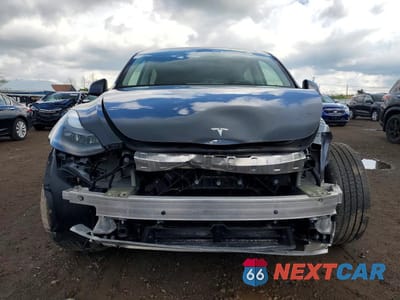 Piąte zdjęcie samochodu w środku: 2023 TESLA MODEL Y VIN:7SAYGDEE3PF843165 - miniatura