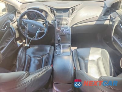 Zdjęcie 8 z 12 samochodu: 2017 HYUNDAI AZERA LIMITED VIN:KMHFH4JG4HA588315 - miniatura