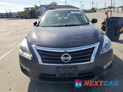 Piąte zdjęcie samochodu w środku: 2015 NISSAN ALTIMA 2.5 SL VIN:1N4AL3AP8FC196758 - miniatura