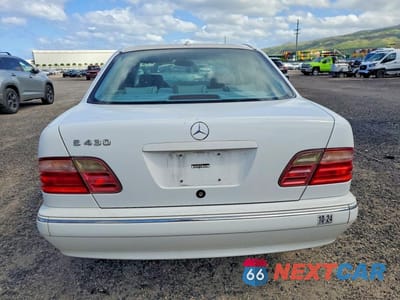 Zdjęcie 6 z 12 samochodu: 2000 MERCEDES-BENZ E 430 VIN:WDBJF70J0YB034491 - miniatura
