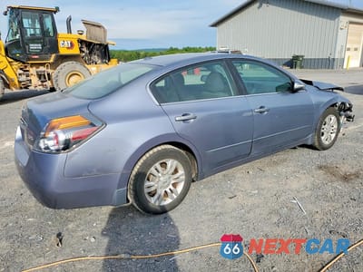Trzecie zdjęcie samochodu z tyłu: 2010 NISSAN ALTIMA 2.5 VIN:1N4AL2AP8AC185598 - miniatura