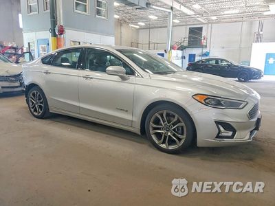 Czwarte zdjęcie samochodu z boku: 2019 FORD FUSION TITANIUM VIN:3FA6P0RU2KR209244 - miniatura