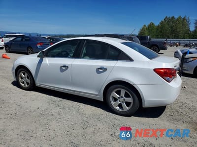 Drugie zdjęcie samochodu z przodu: 2015 CHEVROLET CRUZE LT VIN:1G1PC5SB4F7276417 - miniatura