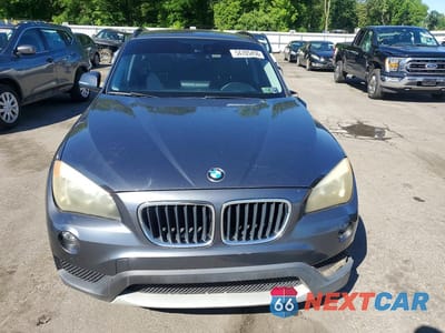 Piąte zdjęcie samochodu w środku: 2014 BMW X1 SDRIVE28I VIN:WBAVM1C52EVW52083 - miniatura