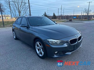 2012 BMW 328 I SULEV WBA3C1C54CF430078 - główne zdjęcie licytacji z USA - miniatura