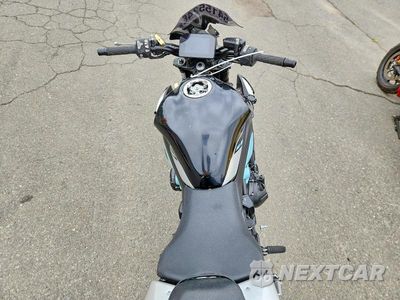 Zdjęcie 6 z 9 samochodu: 2025 KAWASAKI ZR900 S VIN:ML5ZRDS11SDA06795 - miniatura