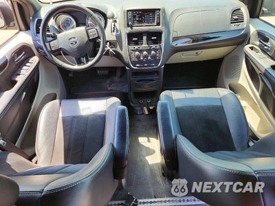 Zdjęcie 8 z 13 samochodu: 2017 DODGE GRAND CARAVAN SXT VIN:2C4RDGCG4HR715992 - miniatura