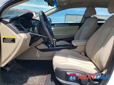 Zdjęcie 7 z 12 samochodu: 2017 HYUNDAI SONATA HYBRID SE VIN:KMHE24L15HA058358 - miniatura