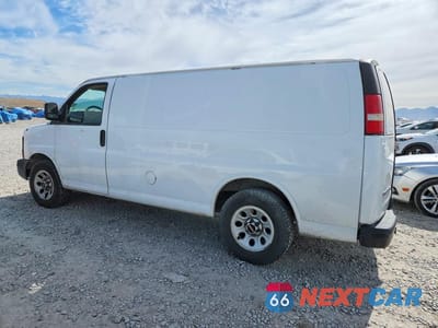 Drugie zdjęcie samochodu z przodu: 2010 GMC SAVANA G1500 VIN:1GTUGADX9A1117050 - miniatura