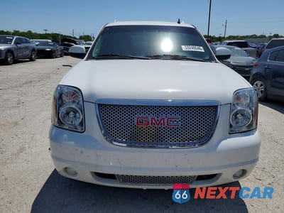 Piąte zdjęcie samochodu w środku: 2012 GMC YUKON XL DENALI VIN:1GKS2MEF1CR322142 - miniatura