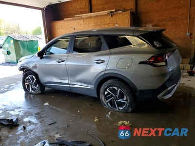 Drugie zdjęcie samochodu z przodu: 2023 KIA SPORTAGE LX VIN:KNDPUCAG1P7052075 - miniatura