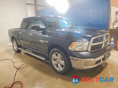 Czwarte zdjęcie samochodu z boku: 2015 RAM 1500 SLT VIN:1C6RR6LT4FS634504 - miniatura