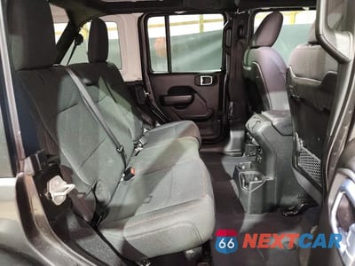 Zdjęcie 11 z 13 samochodu: 2024 JEEP WRANGLER RUBICON VIN:1C4PJXFG9RW307671 - miniatura