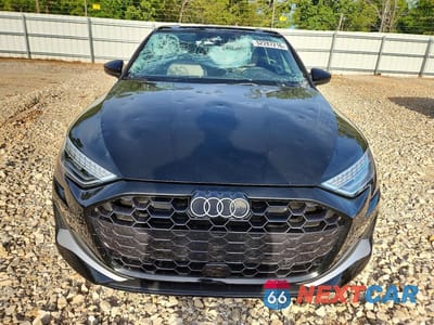 Piąte zdjęcie samochodu w środku: 2025 AUDI A3 PREMIUM VIN:WAUGUDGYXSA051344 - miniatura