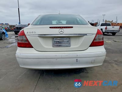 Zdjęcie 6 z 12 samochodu: 2007 MERCEDES-BENZ E 350 VIN:WDBUF56X97B079019 - miniatura