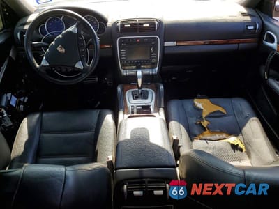 Zdjęcie 8 z 12 samochodu: 2009 PORSCHE CAYENNE S VIN:WP1AB29P79LA44128 - miniatura