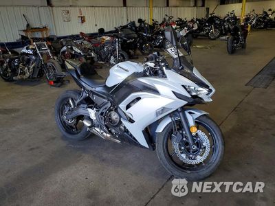 2026 KAWASAKI EX650 P ML5EXEP16TDAG8645 - główne zdjęcie licytacji z USA - miniatura