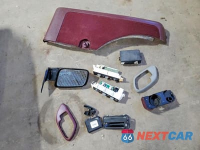 Zdjęcie 13 z 14 samochodu: 1997 CHEVROLET TAHOE K1500 VIN:1GNEK13R3VJ370819 - miniatura