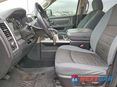 Zdjęcie 7 z 12 samochodu: 2013 RAM 1500 SLT VIN:1C6RR7LT0DS719326 - miniatura