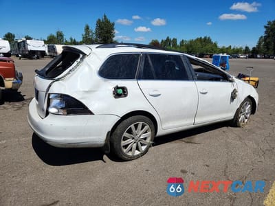 Trzecie zdjęcie samochodu z tyłu: 2014 VOLKSWAGEN JETTA TDI VIN:3VWPL7AJ3EM611647 - miniatura
