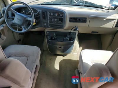 Zdjęcie 8 z 13 samochodu: 1998 GMC SAVANA RV G1500 VIN:1GDFG15R4W1102841 - miniatura