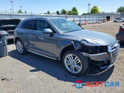 Czwarte zdjęcie samochodu z boku: 2018 AUDI Q5 PRESTIGE VIN:WA1CNAFY2J2190773 - miniatura