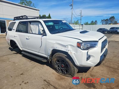 Czwarte zdjęcie samochodu z boku: 2024 TOYOTA 4RUNNER TRD PRO VIN:JTELU5JR0R6275725 - miniatura