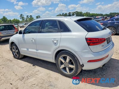 Drugie zdjęcie samochodu z przodu: 2015 AUDI Q3 PREMIUM PLUS VIN:WA1EFCFS8FR006688 - miniatura