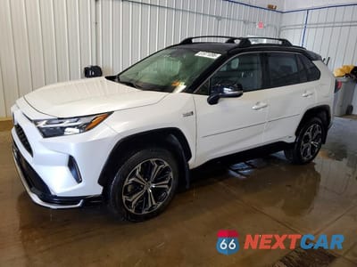 2024 TOYOTA RAV4 PRIME XSE JTMEB3FV5RD207977 - główne zdjęcie licytacji z USA - miniatura