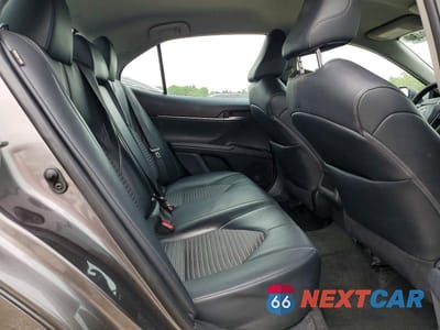 Zdjęcie 10 z 12 samochodu: 2020 TOYOTA CAMRY SE VIN:4T1G11AK0LU882751 - miniatura