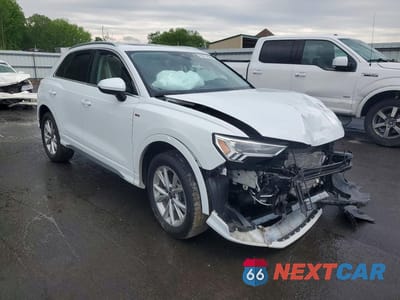 Czwarte zdjęcie samochodu z boku: 2023 AUDI Q3 PREMIUM PLUS S LINE 45 VIN:WA1EECF36P1089677 - miniatura