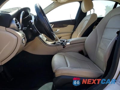 Zdjęcie 7 z 12 samochodu: 2016 MERCEDES-BENZ C 300 VIN:55SWF4JB2GU130808 - miniatura