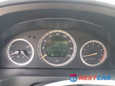 Zdjęcie 9 z 12 samochodu: 2008 MERCEDES-BENZ C 300 4MATIC VIN:WDDGF81X88F136057 - miniatura