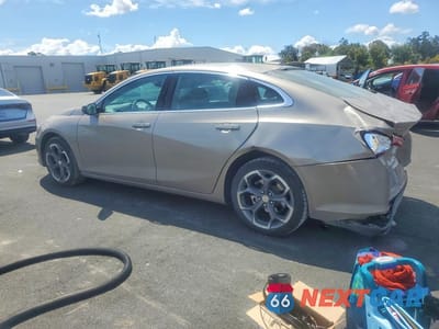 Drugie zdjęcie samochodu z przodu: 2022 CHEVROLET MALIBU LT VIN:1G1ZD5ST8NF118553 - miniatura