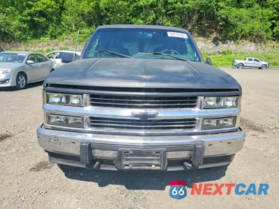 Piąte zdjęcie samochodu w środku: 1996 CHEVROLET TAHOE K1500 VIN:1GNEK13R4TJ415764 - miniatura