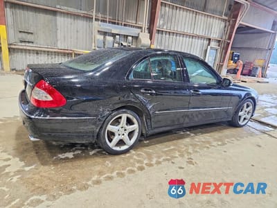 Trzecie zdjęcie samochodu z tyłu: 2008 MERCEDES-BENZ E 350 VIN:WDBUF56X78B352878 - miniatura
