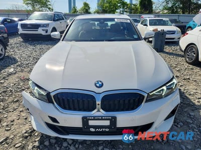Piąte zdjęcie samochodu w środku: 2025 BMW 330XI VIN:3MW89CW02S8F79211 - miniatura
