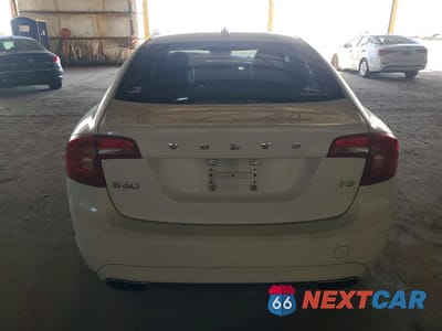 Zdjęcie 6 z 12 samochodu: 2016 VOLVO S60 PREMIER VIN:YV126MFK2G2401467 - miniatura