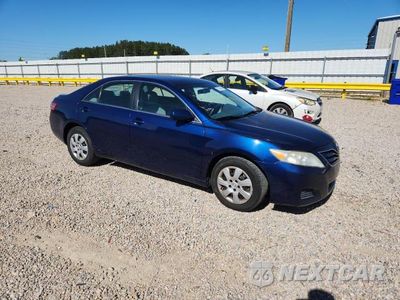 Czwarte zdjęcie samochodu z boku: 2011 TOYOTA CAMRY LE VIN:4T1BF3EK8BU740289 - miniatura