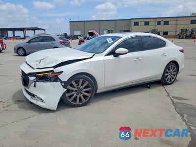 2021 MAZDA 3 PREMIUM JM1BPADL9M1319797 - główne zdjęcie licytacji z USA - miniatura