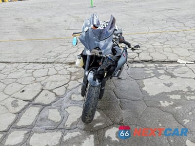 Drugie zdjęcie samochodu z przodu: 2008 SUZUKI GSX-R750 VIN:JS1GR7LAX82103339 - miniatura
