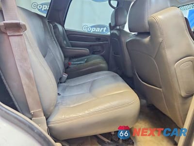 Zdjęcie 11 z 13 samochodu: 2006 GMC YUKON DENALI VIN:1GKEK63U86J154741 - miniatura