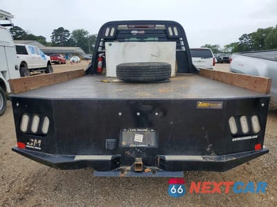 Zdjęcie 6 z 13 samochodu: 2022 CHEVROLET SILVERADO K3500 VIN:1GB4YSEY8NF290999 - miniatura