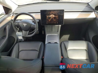 Zdjęcie 8 z 13 samochodu: 2023 TESLA MODEL Y VIN:7SAYGDEE1PA121383 - miniatura