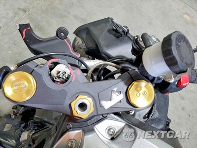 Zdjęcie 7 z 8 samochodu: 2025 SUZUKI GSX-R1000 R VIN:JS1DM11H3S7100243 - miniatura