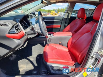Zdjęcie 7 z 13 samochodu: 2020 TOYOTA CAMRY XSE VIN:4T1K61AK3LU301173 - miniatura