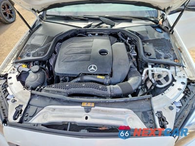 Zdjęcie 11 z 13 samochodu: 2019 MERCEDES-BENZ C 300 4MATIC VIN:55SWF8EB1KU287465 - miniatura